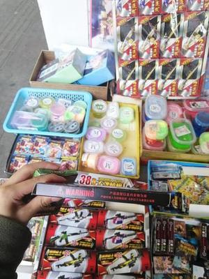 莞城校园周边环境隐忧 无证经营、问题商品与流动摊贩待整治